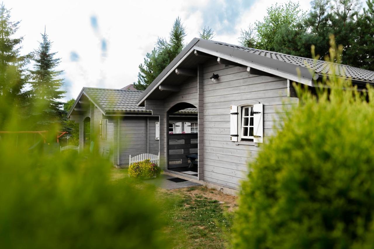 Domki Szenodo Na Jodlowej Debina  Exteriör bild